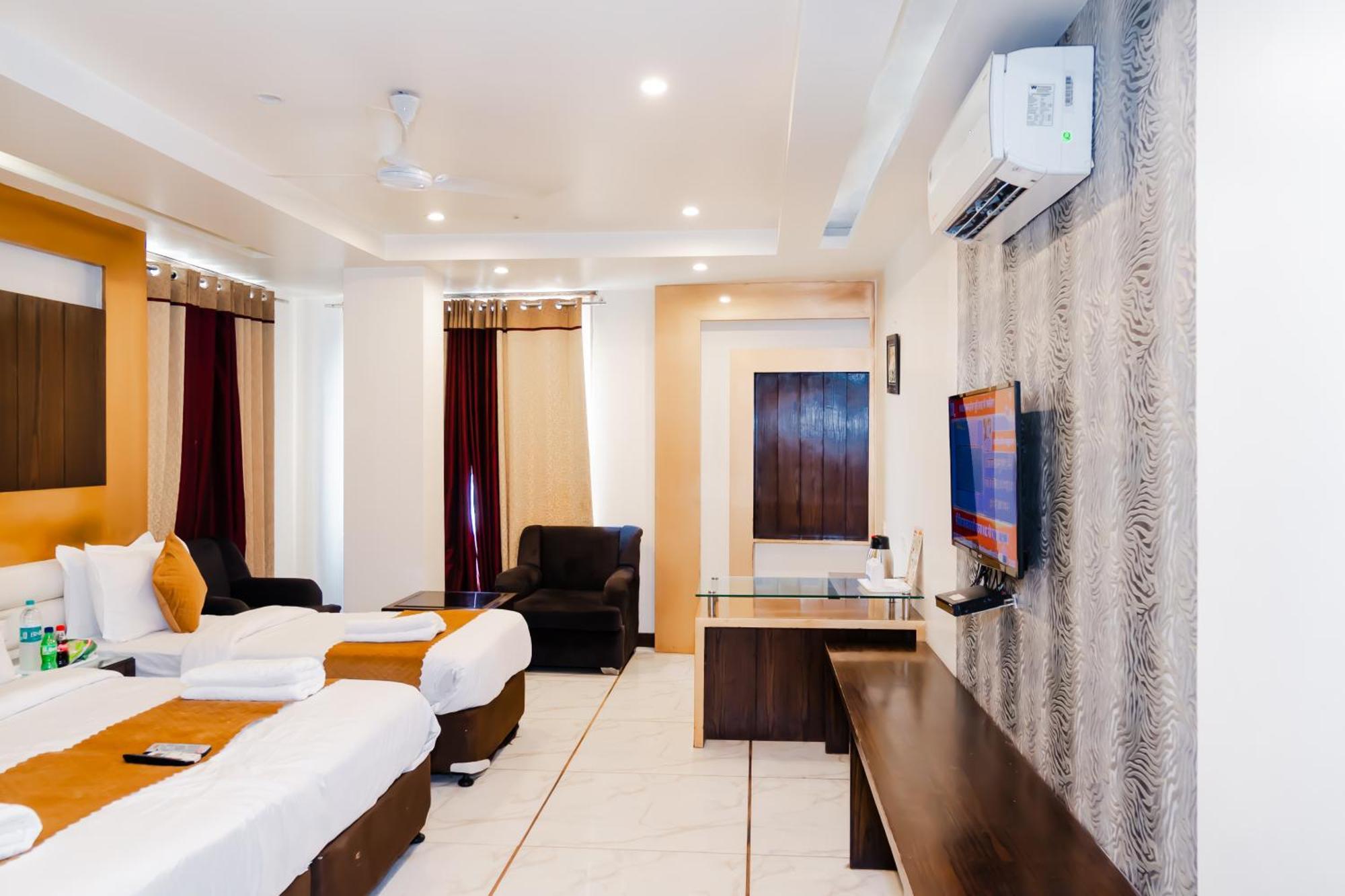 Hotel Le Benz - Train Station New Delhi